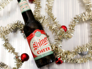 Illustration for article titled A Tribute Haiku to Shiner Holiday Cheer